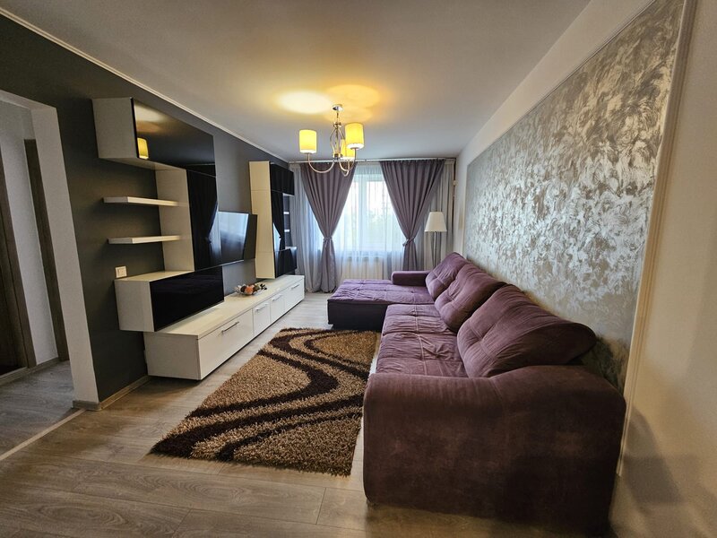 Pantelimon, Delfinului, bd. Chisinau, Parcul National, adiacent